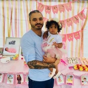 Meet your Posher, Cecilio